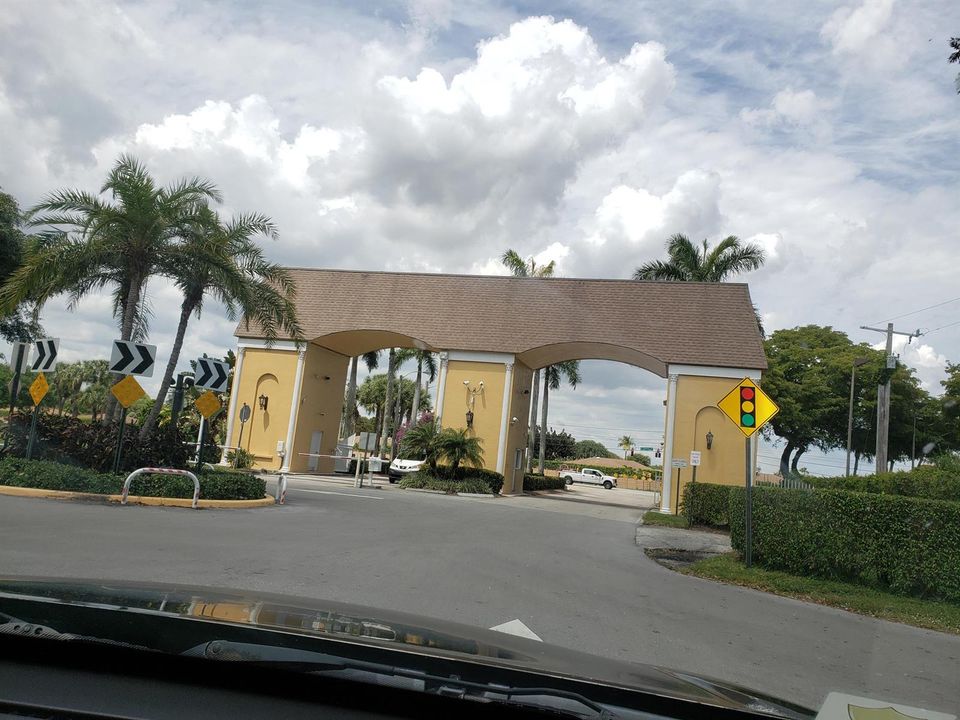 Arched Entry closeup