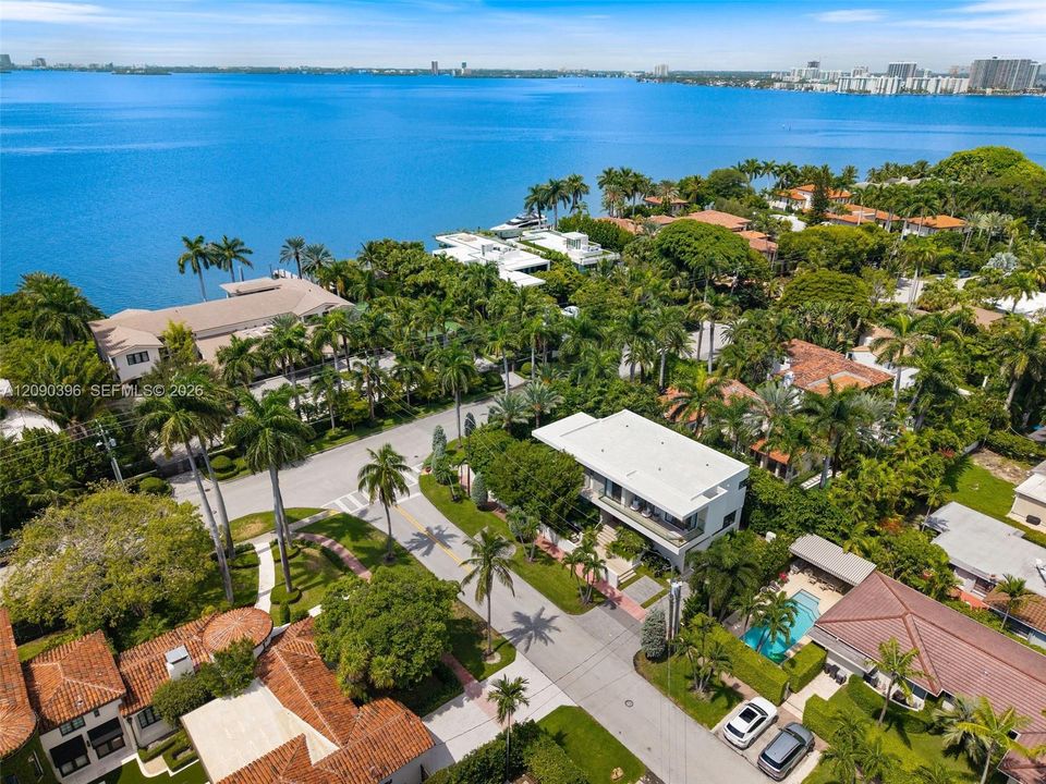 En Venta: $6,595,000 (4 camas, 4 baños, 3623 Pies cuadrados)