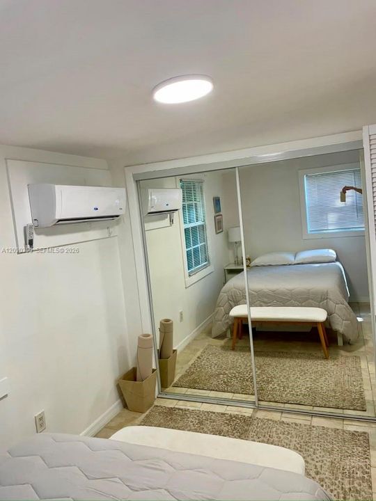 For Rent: $1,600 (1 beds, 1 baths, 1332 Square Feet)