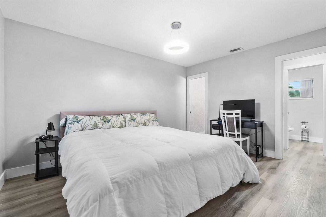 017-2883CrosleyDriveWest-F-WestPalmBeach