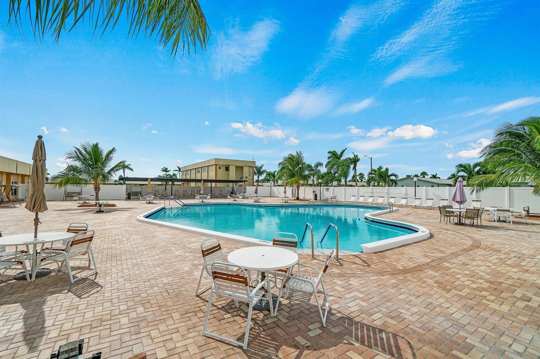 039-2883CrosleyDriveWest-F-WestPalmBeach