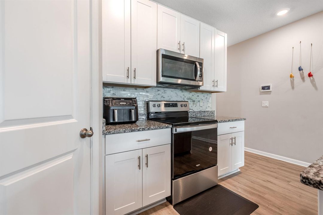 1645LindleySt.MagnoniaPark-9