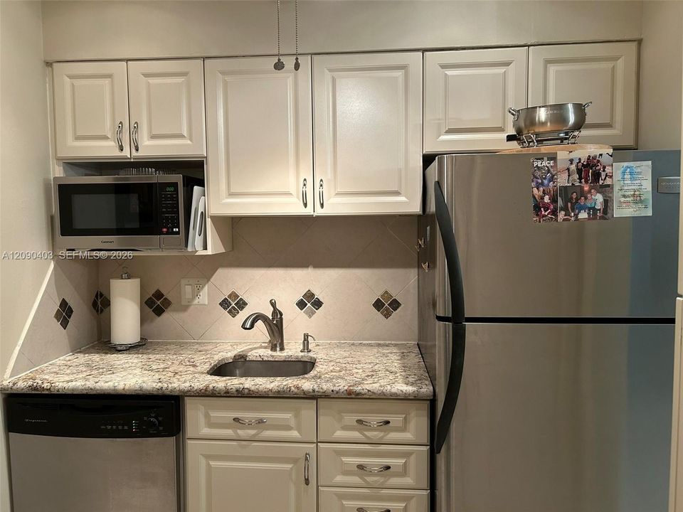 En Venta: $116,000 (1 camas, 1 baños, 625 Pies cuadrados)