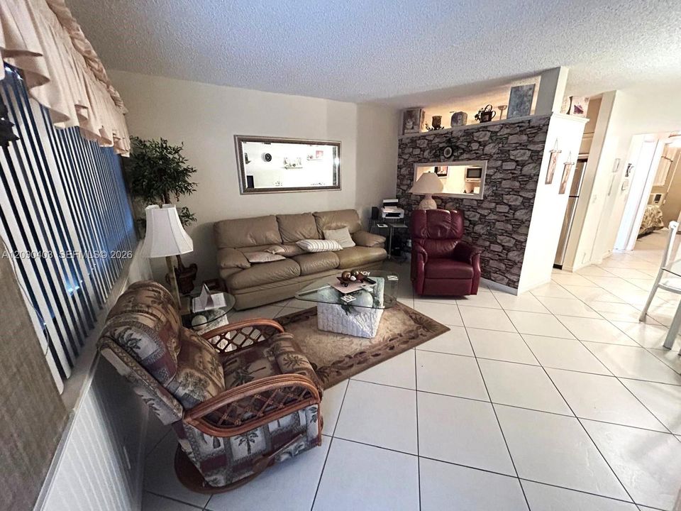 En Venta: $116,000 (1 camas, 1 baños, 625 Pies cuadrados)