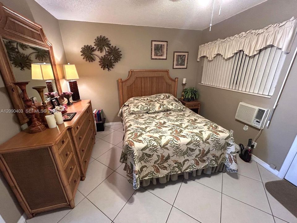 En Venta: $116,000 (1 camas, 1 baños, 625 Pies cuadrados)