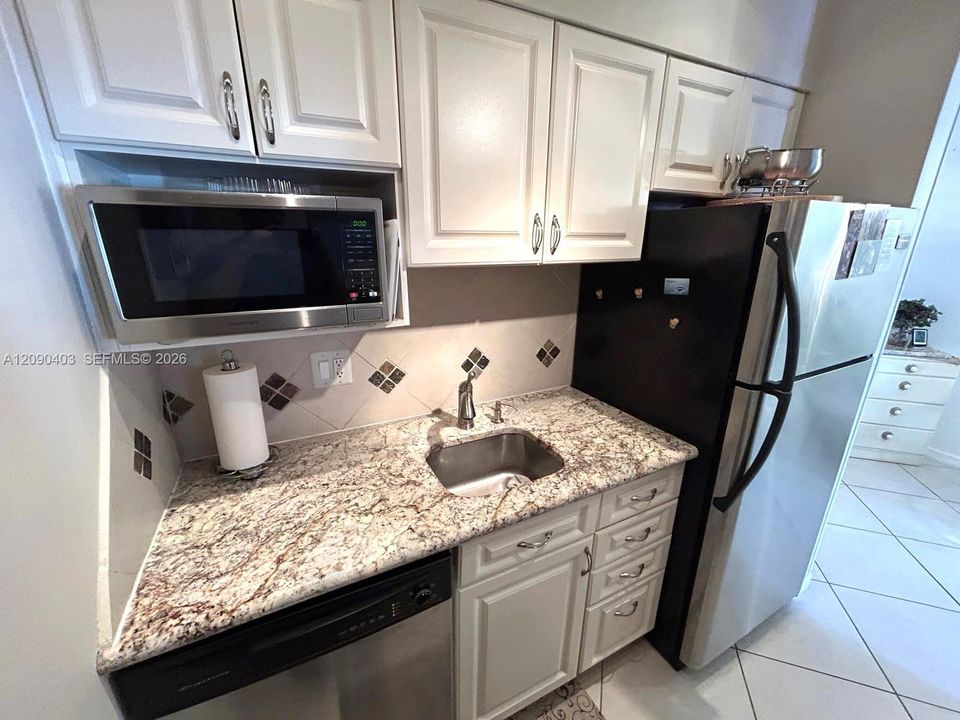 En Venta: $116,000 (1 camas, 1 baños, 625 Pies cuadrados)