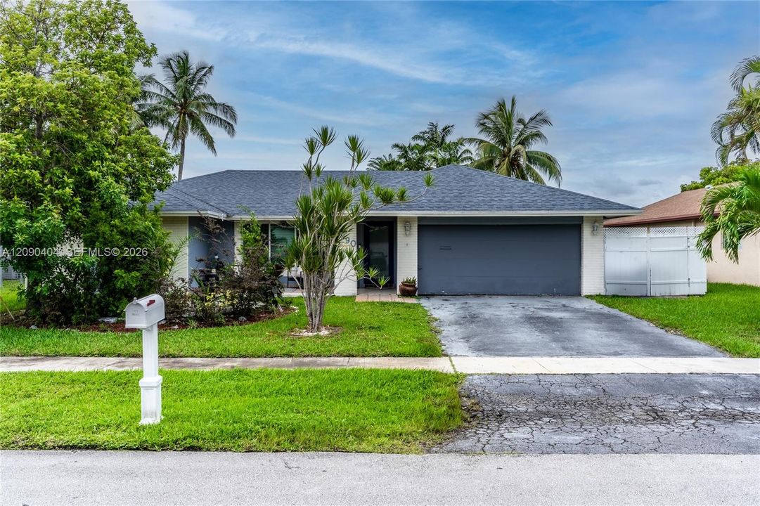 For Sale: $529,000 (3 beds, 2 baths, 1440 Square Feet)