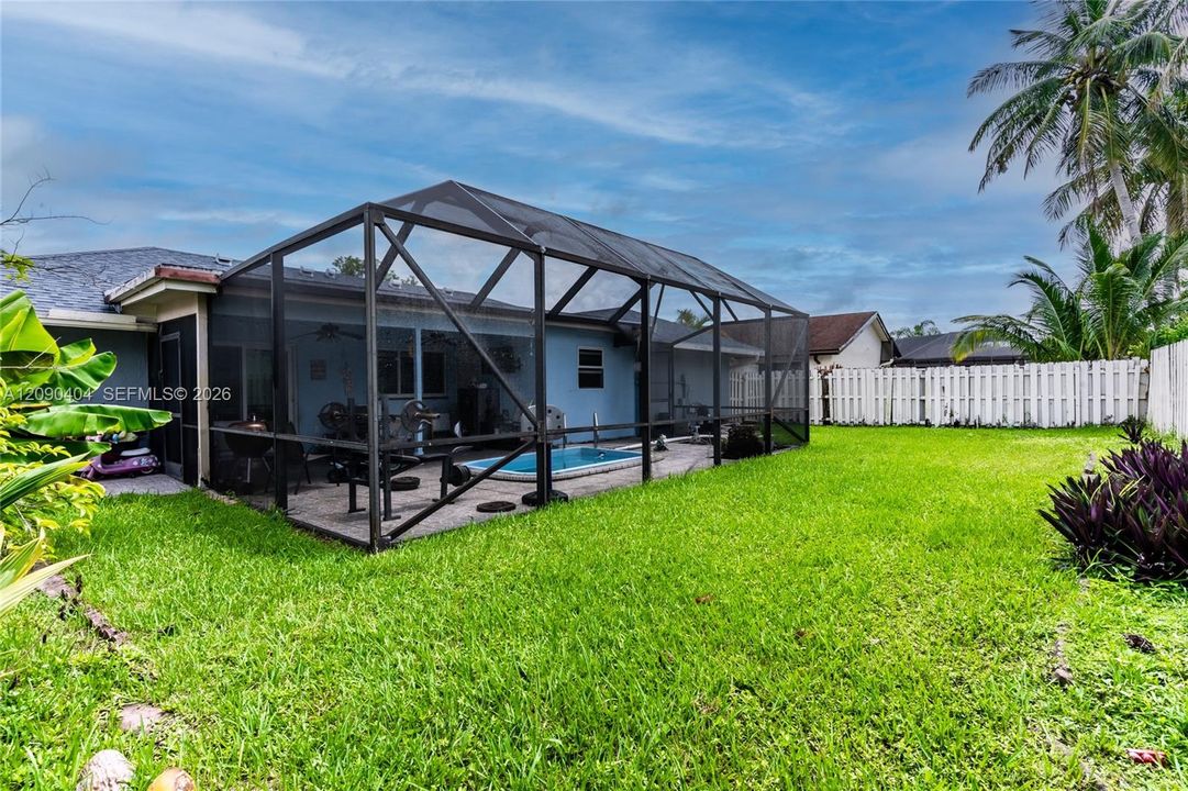 For Sale: $529,000 (3 beds, 2 baths, 1440 Square Feet)