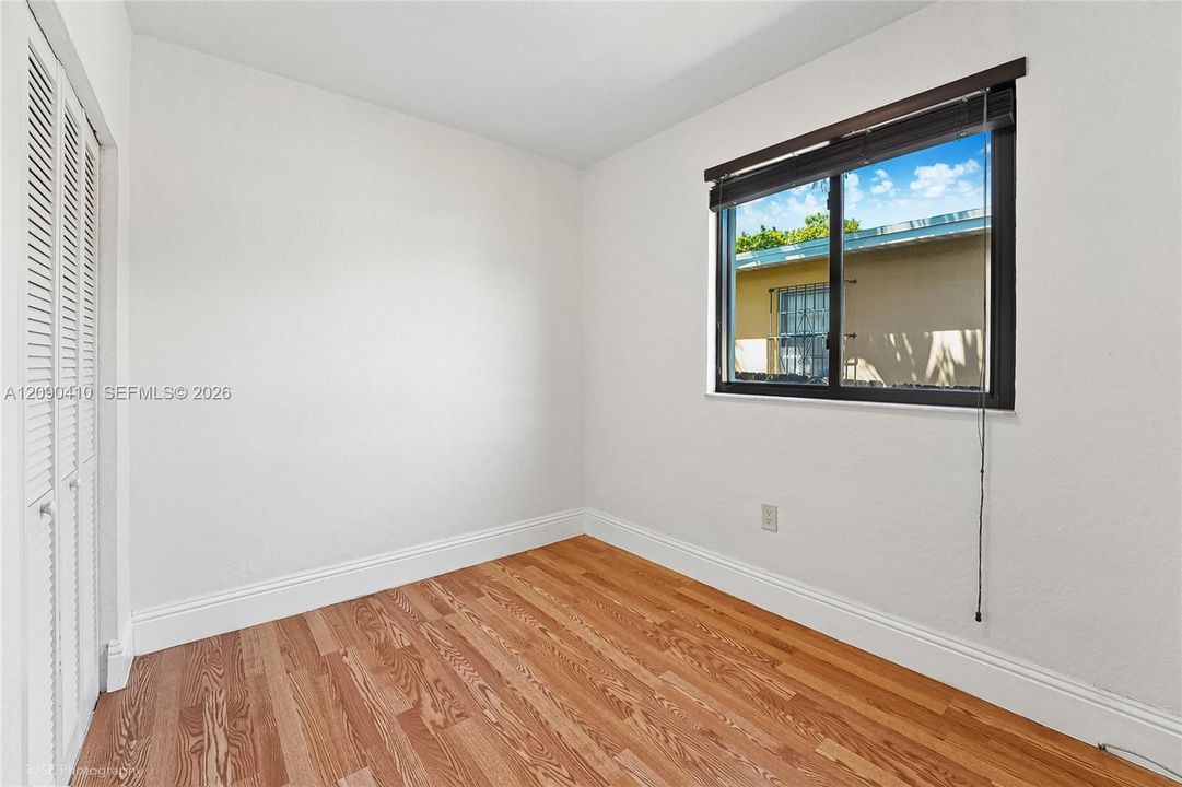 В аренду: $4,750 (3 спален, 3 ванн, 1716 Квадратных фут)
