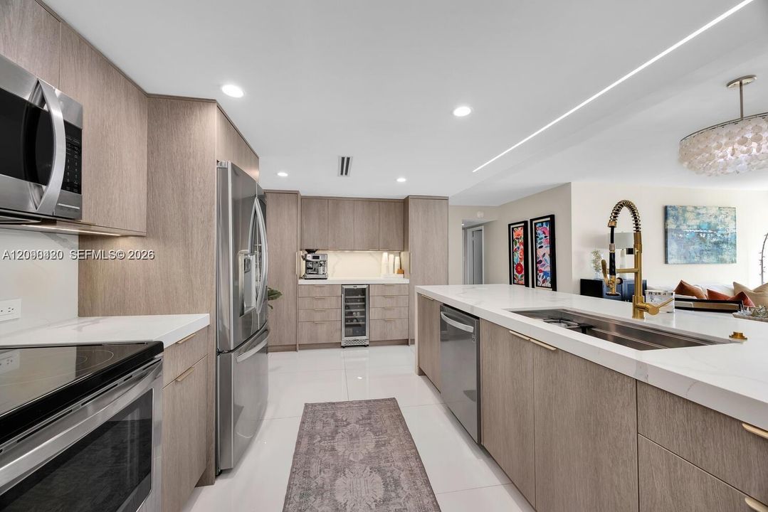 En Venta: $999,000 (2 camas, 2 baños, 1260 Pies cuadrados)