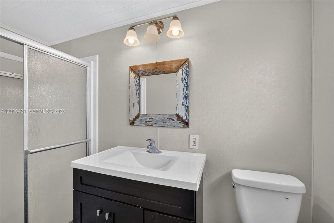 For Sale: $269,000 (2 beds, 2 baths, 1240 Square Feet)