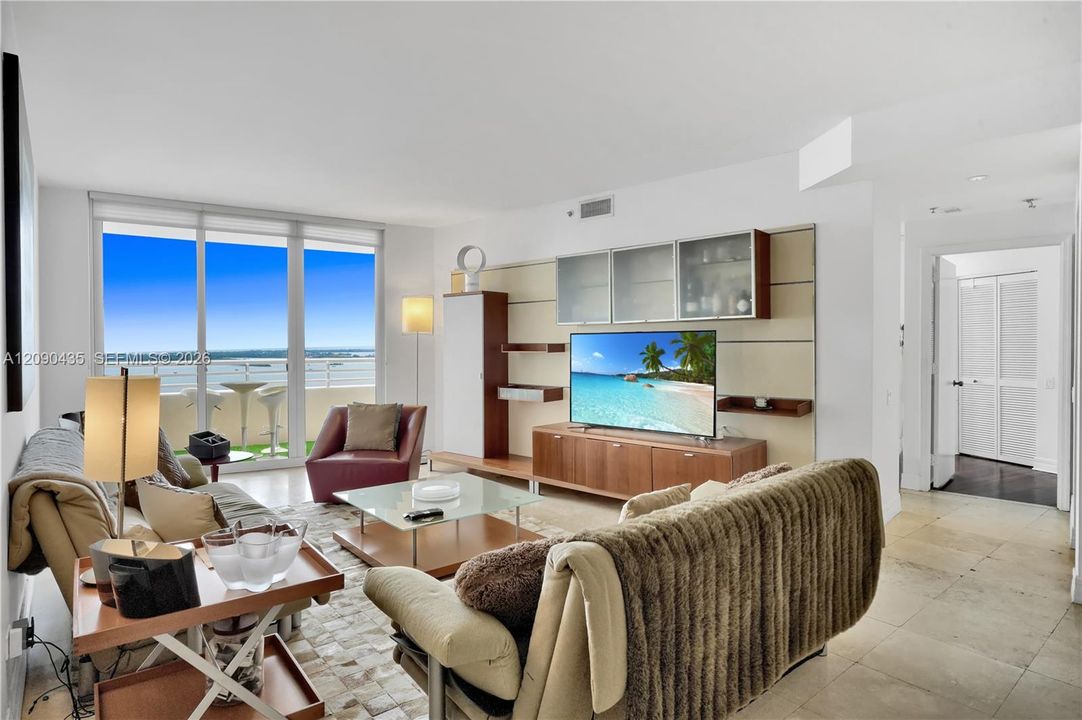 For Rent: $4,700 (2 beds, 2 baths, 1317 Square Feet)