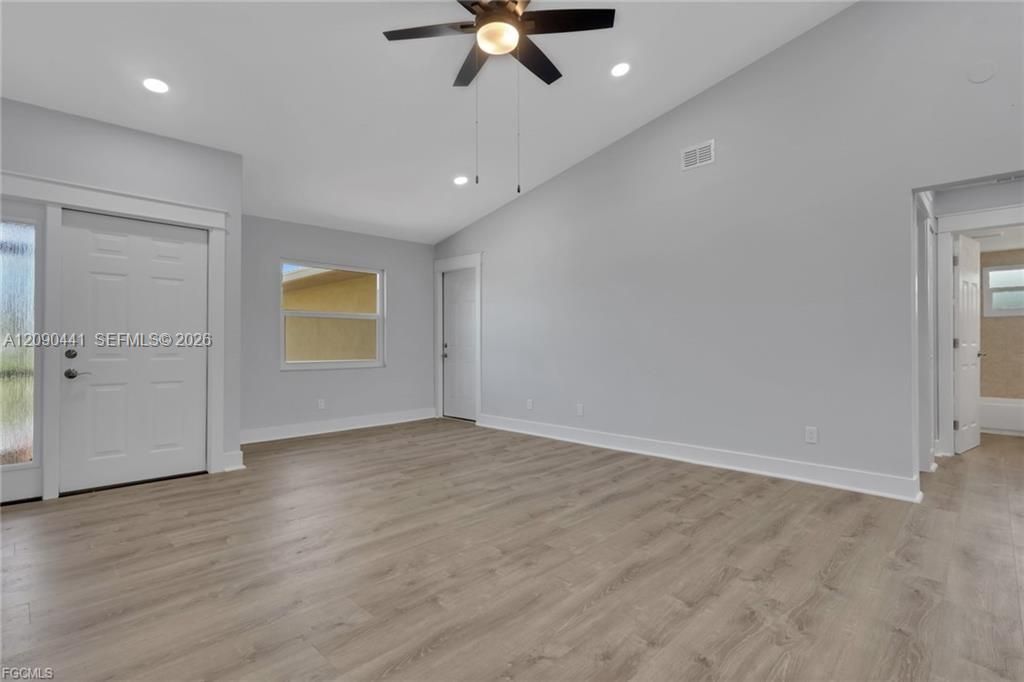В аренду: $1,590 (2 спален, 2 ванн, 0 Квадратных фут)