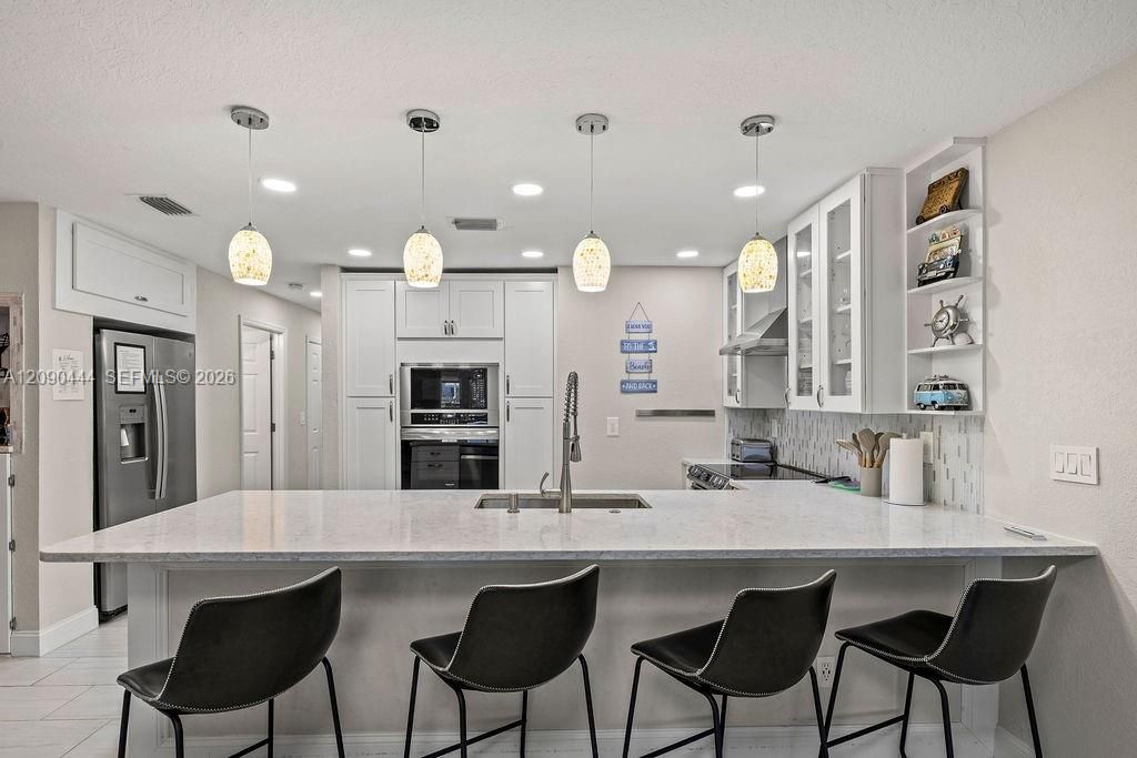 En Venta: $475,000 (3 camas, 3 baños, 1878 Pies cuadrados)