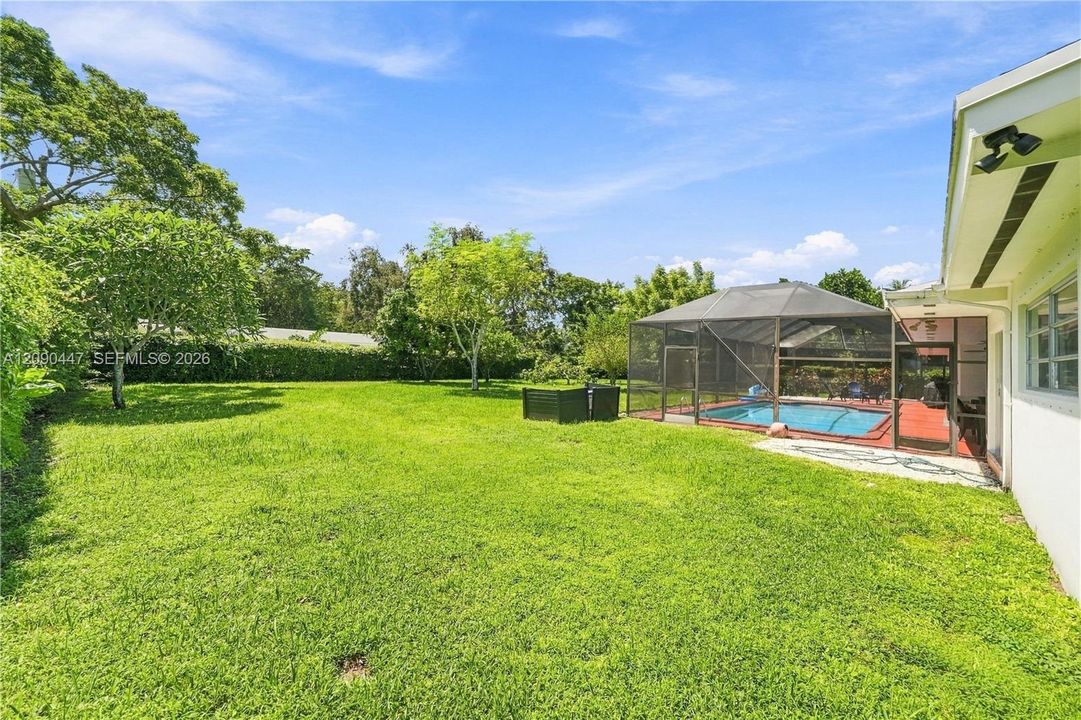 For Sale: $1,699,000 (3 beds, 2 baths, 1872 Square Feet)