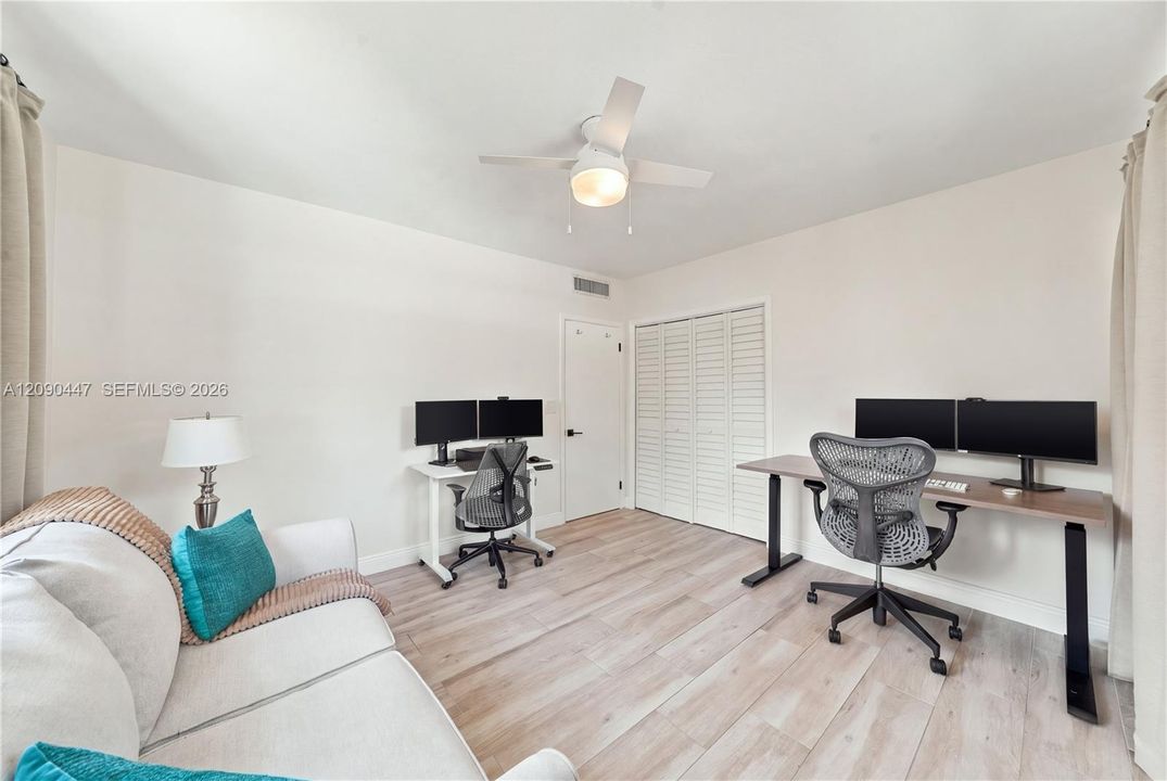 For Sale: $1,699,000 (3 beds, 2 baths, 1872 Square Feet)