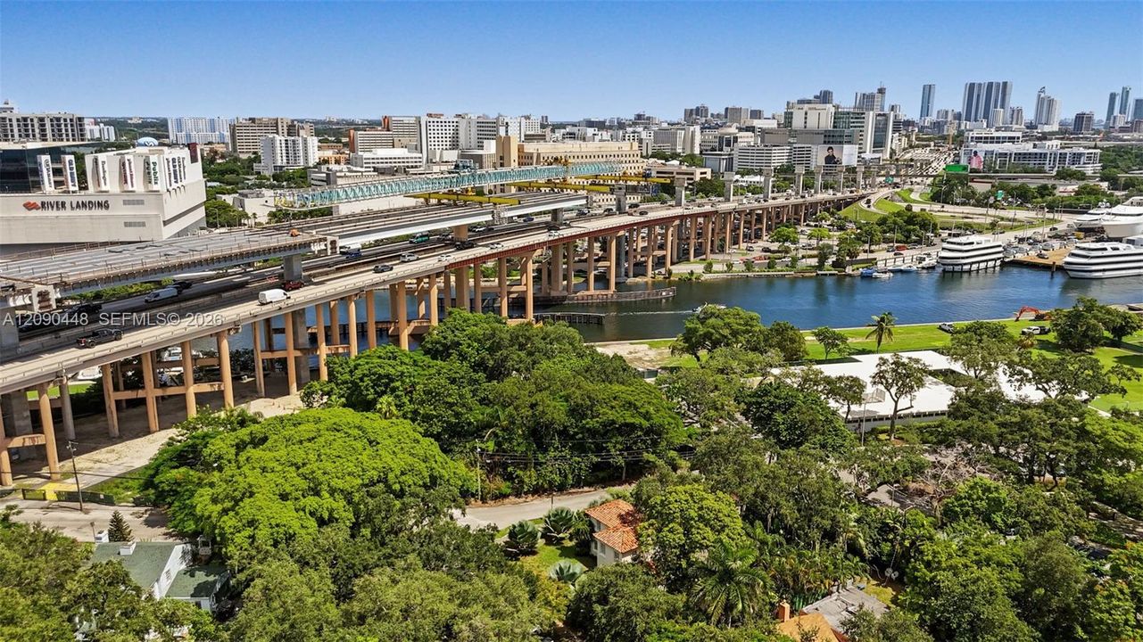 En Venta: $839,000 (3 camas, 2 baños, 1552 Pies cuadrados)