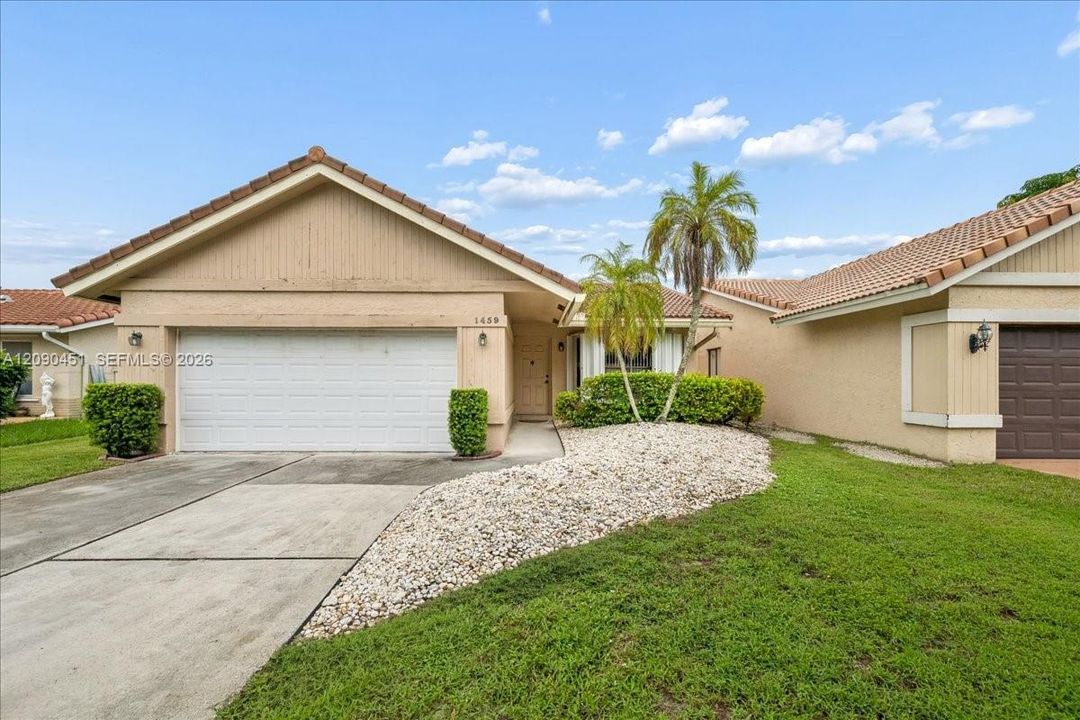 En Venta: $559,900 (4 camas, 2 baños, 1669 Pies cuadrados)