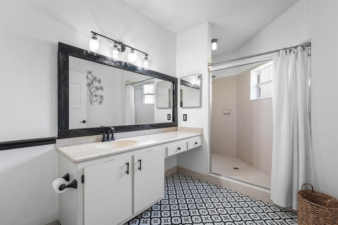 023-6735ViaRegina-BocaRaton-FL-33433-FUL