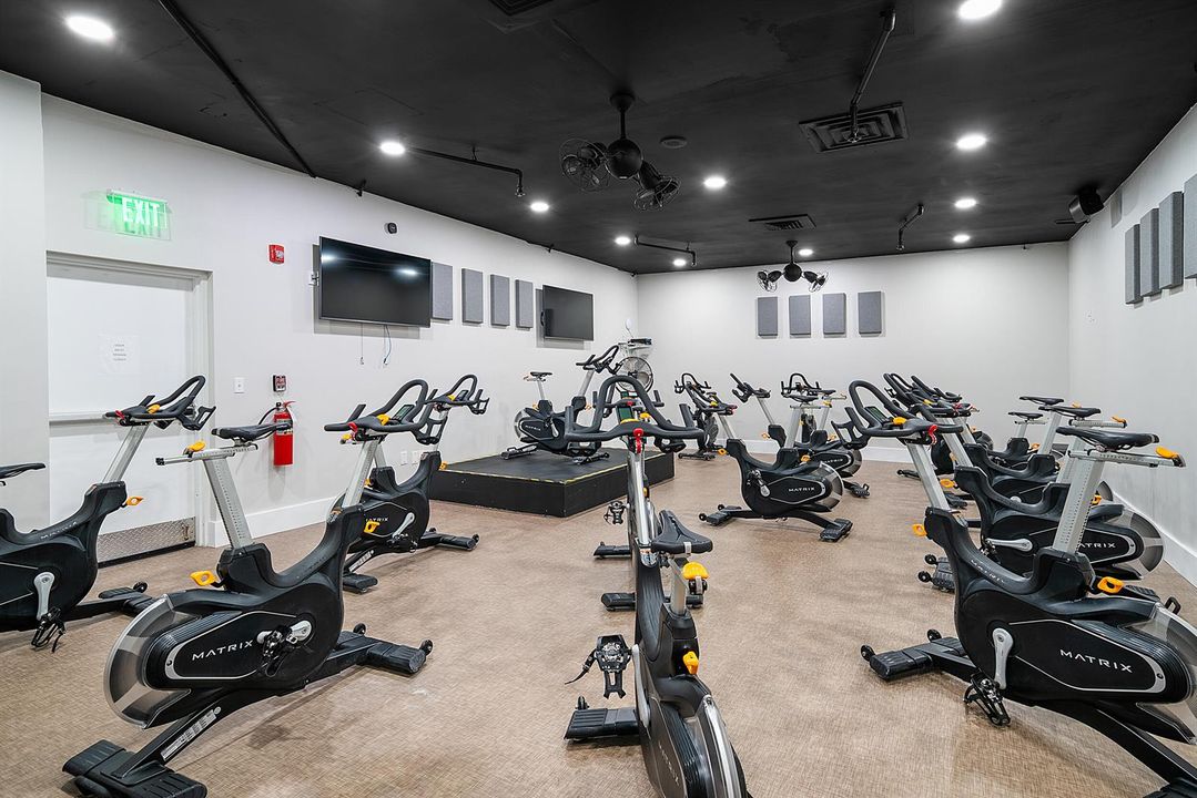067-6735ViaRegina-BocaRaton-FL-33433-FUL