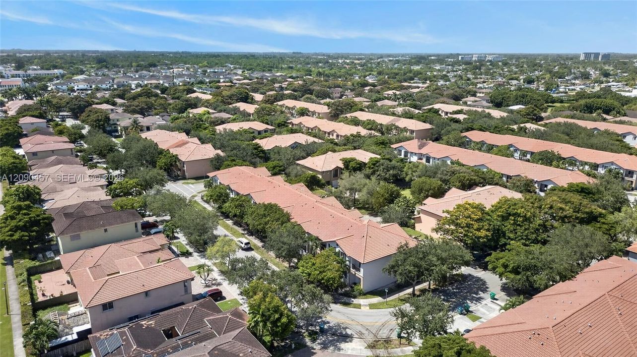 For Sale: $390,000 (3 beds, 2 baths, 1672 Square Feet)