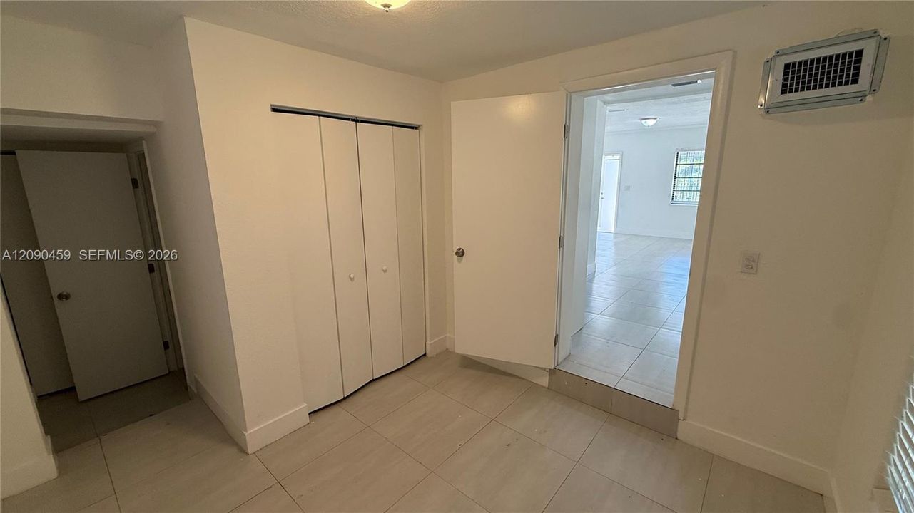 En Renta: $2,800 (3 camas, 2 baños, 1050 Pies cuadrados)