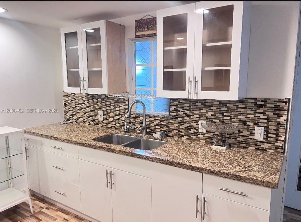 En Venta: $375,000 (3 camas, 2 baños, 1202 Pies cuadrados)