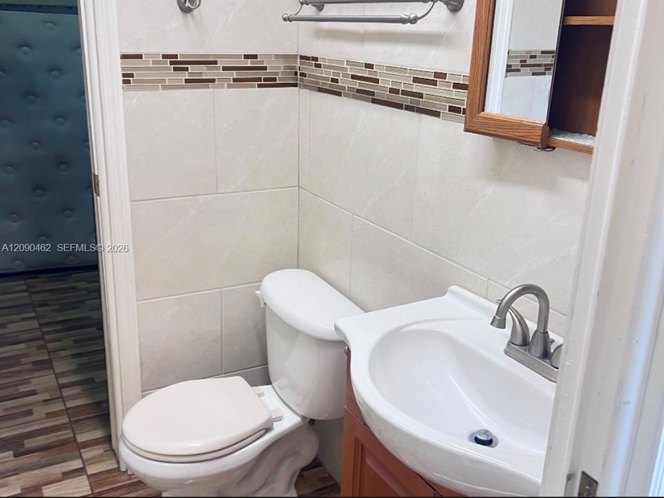 En Venta: $375,000 (3 camas, 2 baños, 1202 Pies cuadrados)