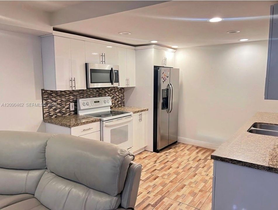 En Venta: $375,000 (3 camas, 2 baños, 1202 Pies cuadrados)