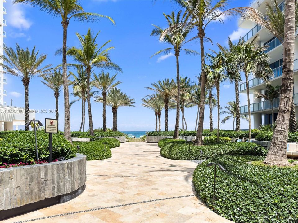 For Sale: $3,450,000 (2 beds, 3 baths, 1860 Square Feet)