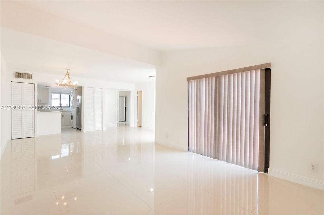 For Rent: $3,000 (3 beds, 2 baths, 1378 Square Feet)