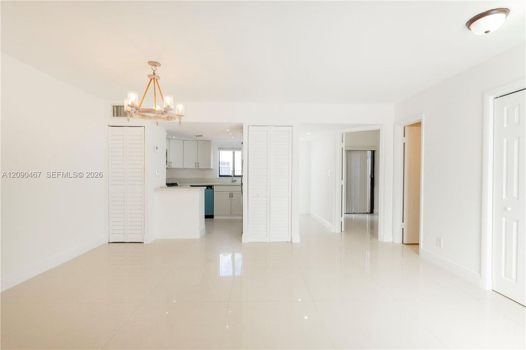 For Rent: $3,000 (3 beds, 2 baths, 1378 Square Feet)