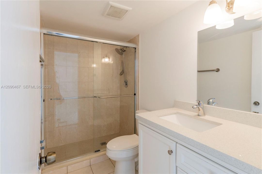 For Rent: $3,000 (3 beds, 2 baths, 1378 Square Feet)