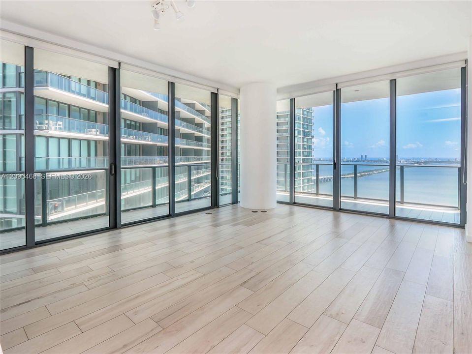 На продажу: $1,550,000 (3 спален, 3 ванн, 1649 Квадратных фут)