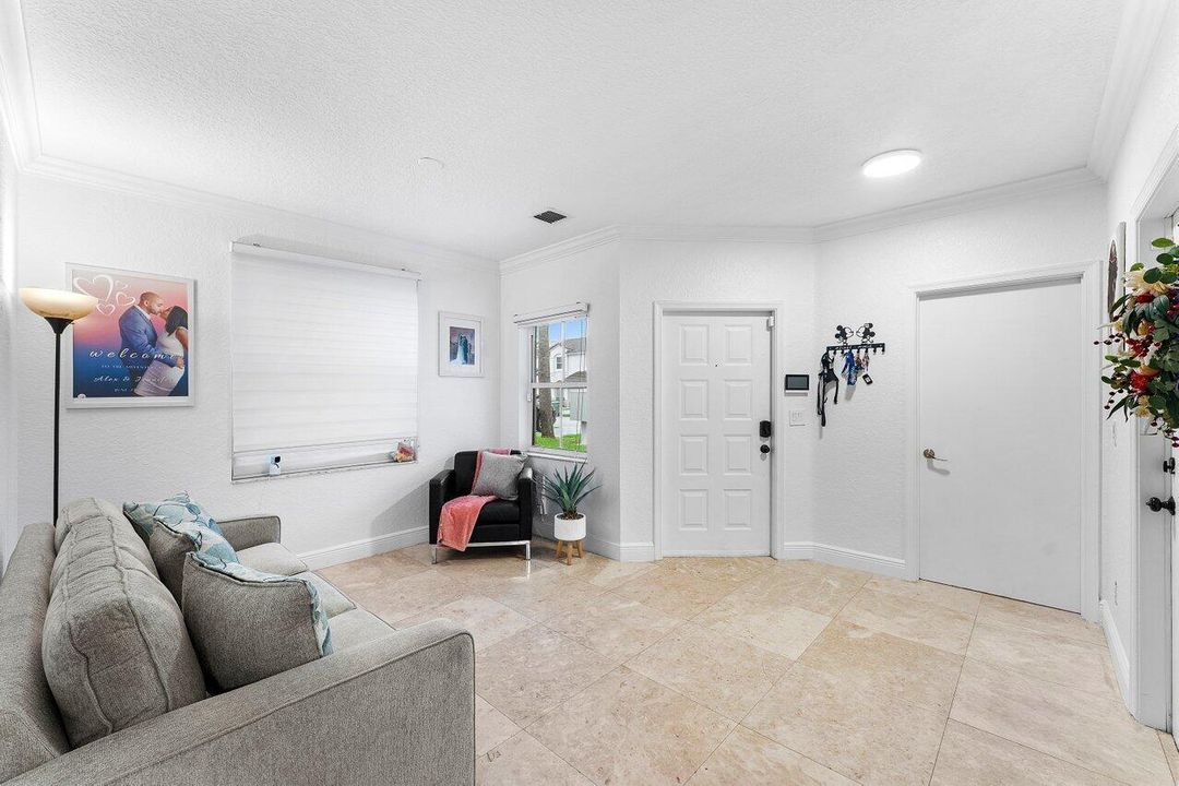 008-16856Southwest1stPlace-PembrokePines