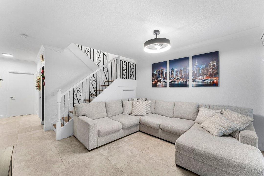 011-16856Southwest1stPlace-PembrokePines