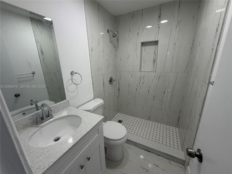 For Rent: $2,600 (10 beds, 8 baths, 4736 Square Feet)