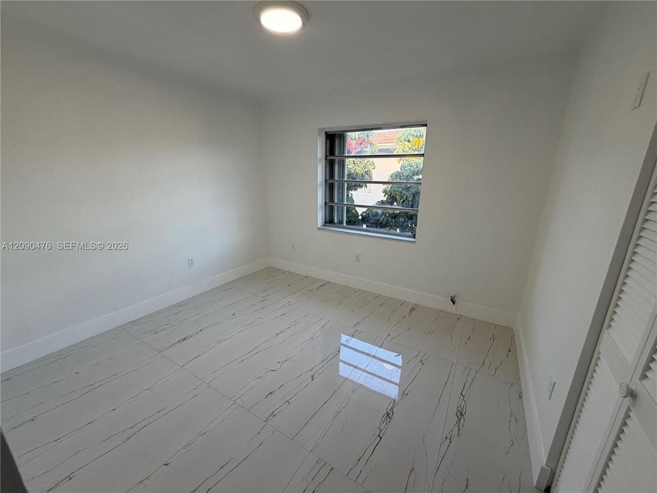 For Rent: $2,600 (10 beds, 8 baths, 4736 Square Feet)