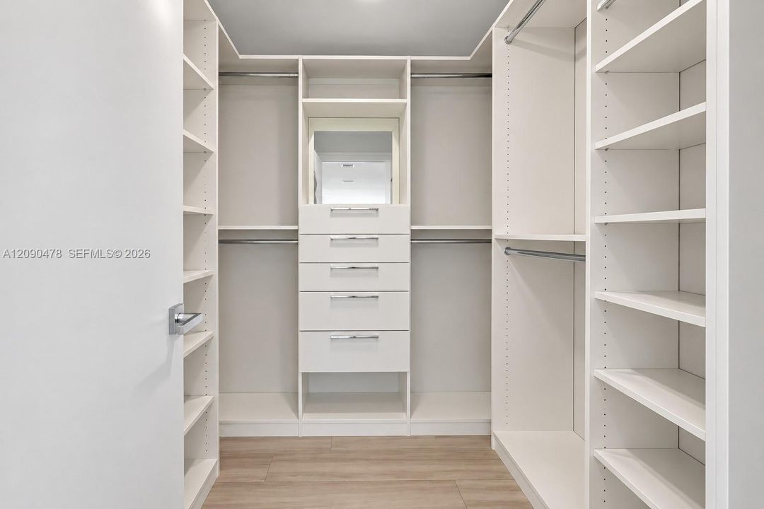 En Venta: $1,900,000 (2 camas, 2 baños, 1334 Pies cuadrados)
