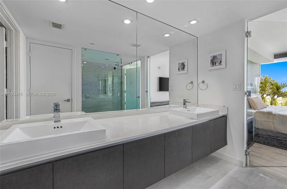 En Venta: $1,900,000 (2 camas, 2 baños, 1334 Pies cuadrados)