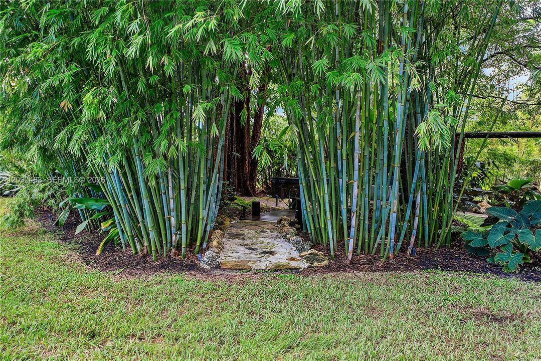 For Rent: $15,000 (4 beds, 3 baths, 3723 Square Feet)