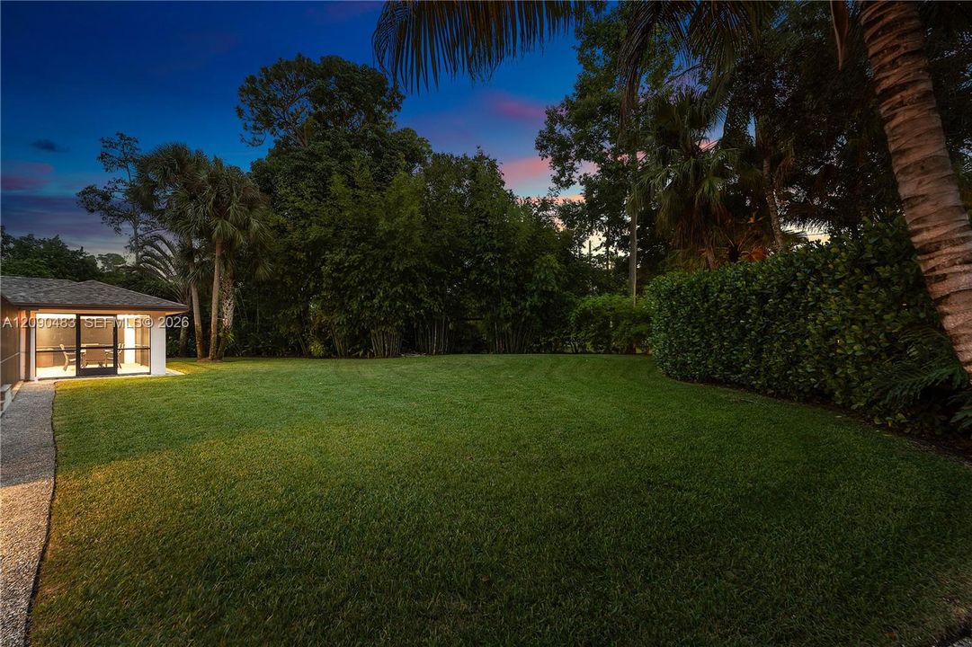 For Rent: $15,000 (4 beds, 3 baths, 3723 Square Feet)