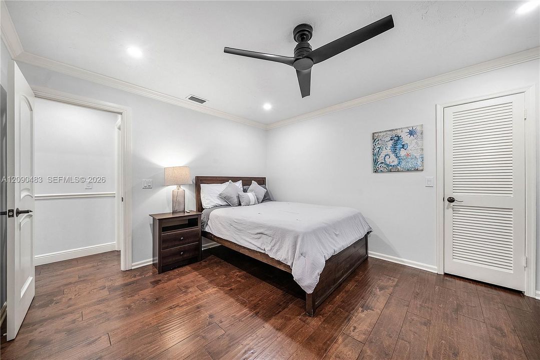 For Rent: $15,000 (4 beds, 3 baths, 3723 Square Feet)