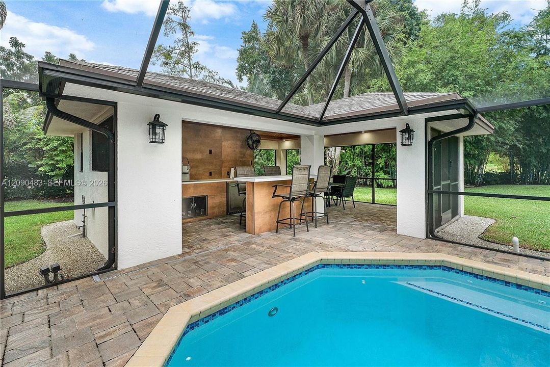 For Rent: $15,000 (4 beds, 3 baths, 3723 Square Feet)