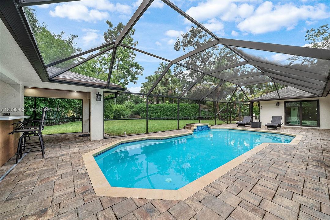 For Rent: $15,000 (4 beds, 3 baths, 3723 Square Feet)