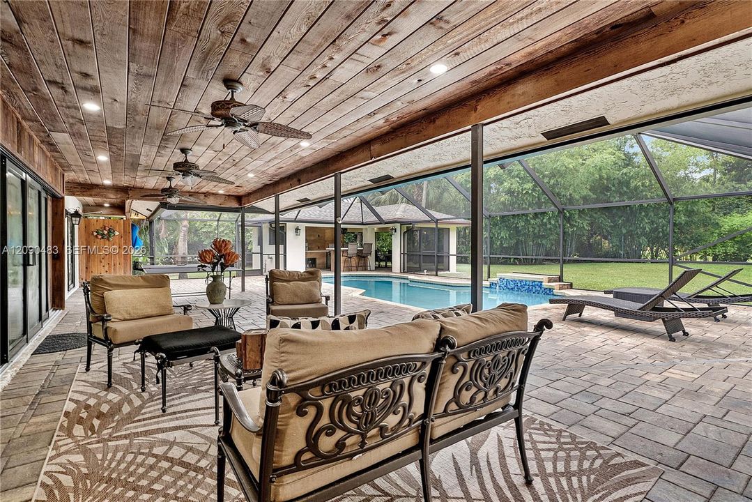 For Rent: $15,000 (4 beds, 3 baths, 3723 Square Feet)