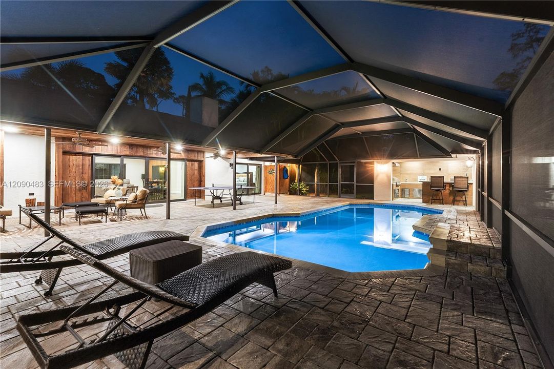 For Rent: $15,000 (4 beds, 3 baths, 3723 Square Feet)