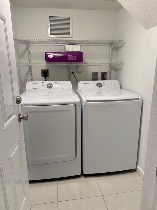 En Renta: $3,550 (4 camas, 3 baños, 1932 Pies cuadrados)