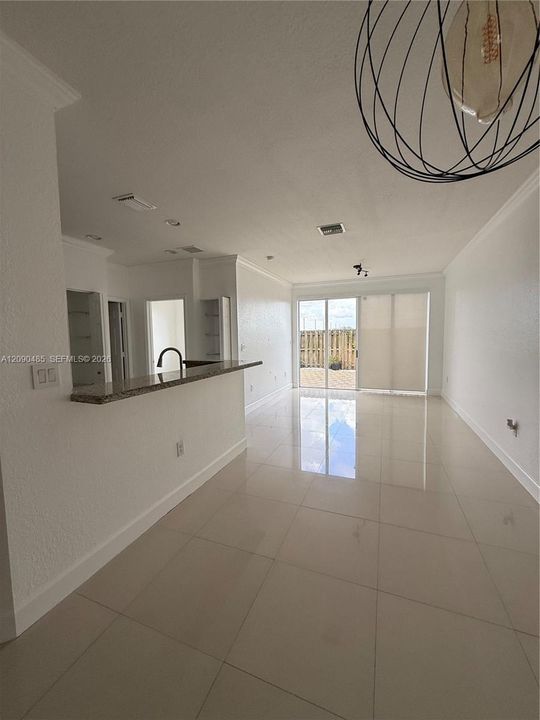 En Renta: $3,550 (4 camas, 3 baños, 1932 Pies cuadrados)