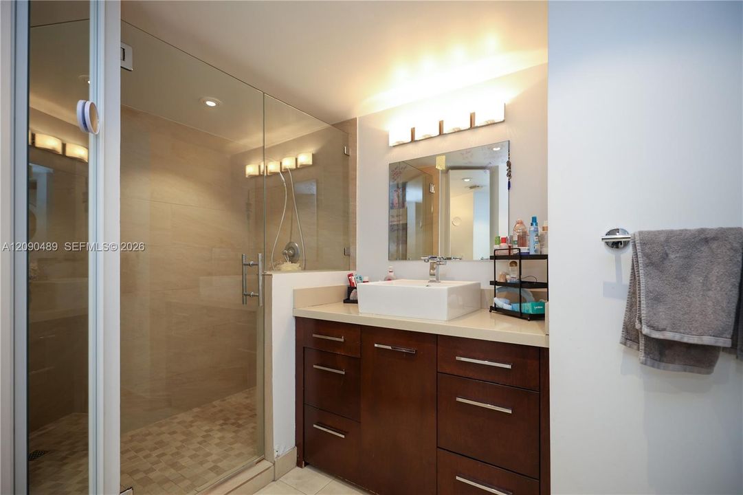 В аренду: $3,500 (2 спален, 2 ванн, 1455 Квадратных фут)